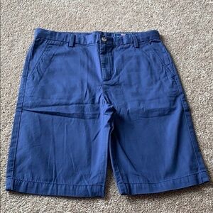 Vineyard Vines chino shorts